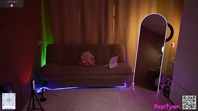 popityan1's Live XXX Chat