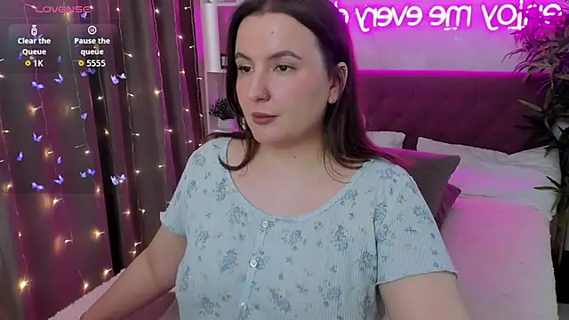 FeralPeach – Naživo XXX chat