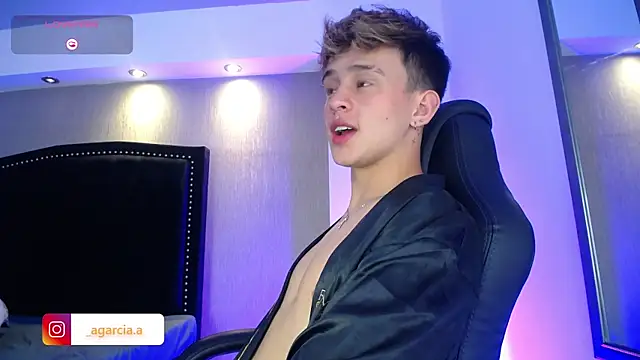 Živý XXX chat LiamWildx20