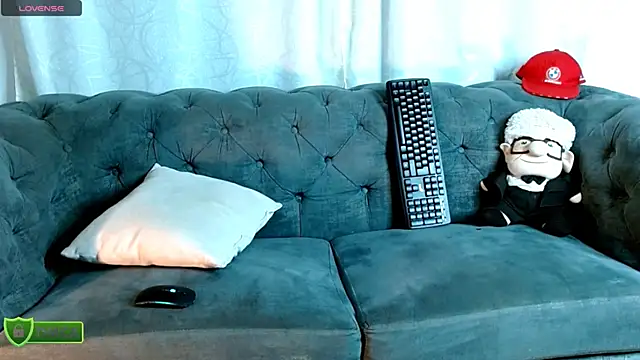 Liam_Chameliamのウェブカメラショー