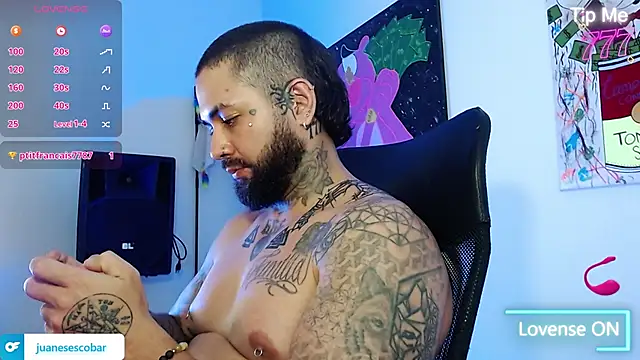 Pokazy przed kamerką – nicolastorres99