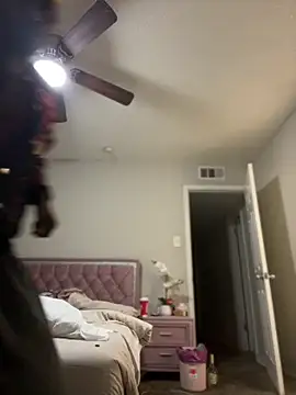 โชว์เว็บแคมของ Dolla-Billlz