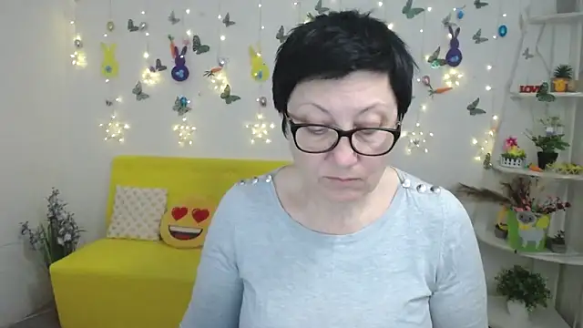 EmilyL0ve 라이브 XXX 채팅