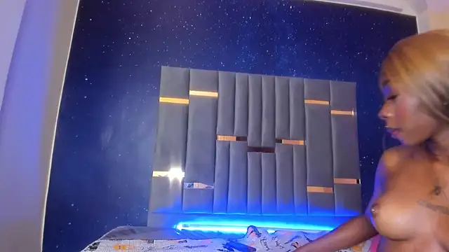 แชท XXX สดของ ChannelQueen