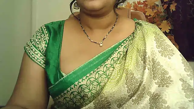 Show de Spandana_Sweety na webcam