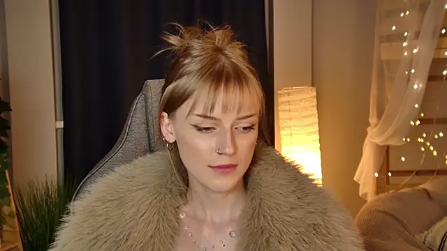 Chat +18 de KiraMontoya ao vivo