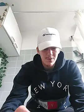 Pertunjukan Kamera Web Toyjungee