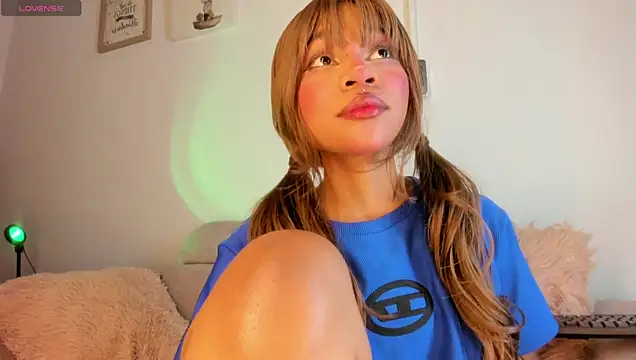 Tylla__のライブXXXチャット