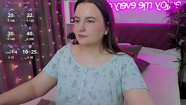 Chat +18 de FeralPeach ao vivo