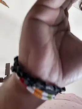 vinay_smalldickのウェブカメラショー