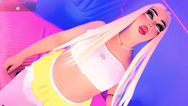 Valentina_Smith1_ Chat XXX in diretta