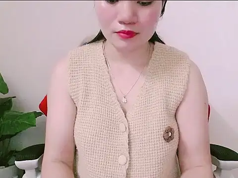 Suhynxx 现场XXX聊天