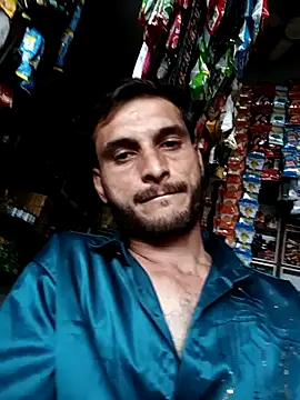 Beinghorny83 Show Webcam