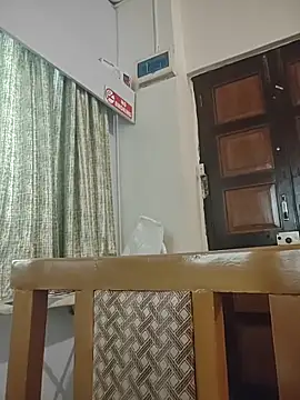 NakedMILFx 现场XXX聊天