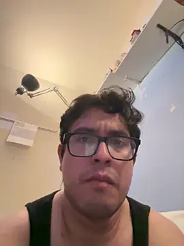 tx_00: διαδικτυακό σόου στην κάμερα