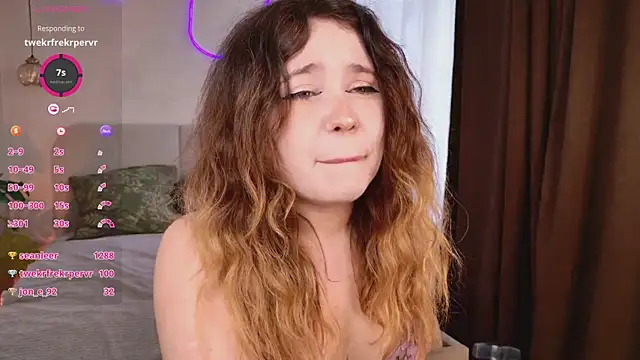 Lina_Glowのウェブカメラショー