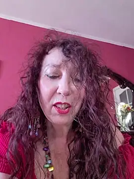 Онлайн чат XXX GypsyEsmeralda