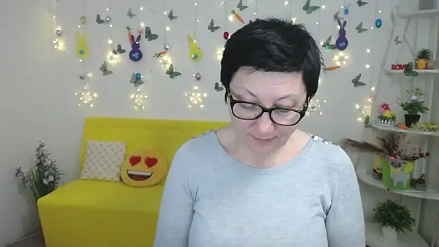 EmilyL0ve 라이브 XXX 채팅