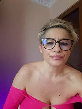 LunaBlaise 现场XXX聊天