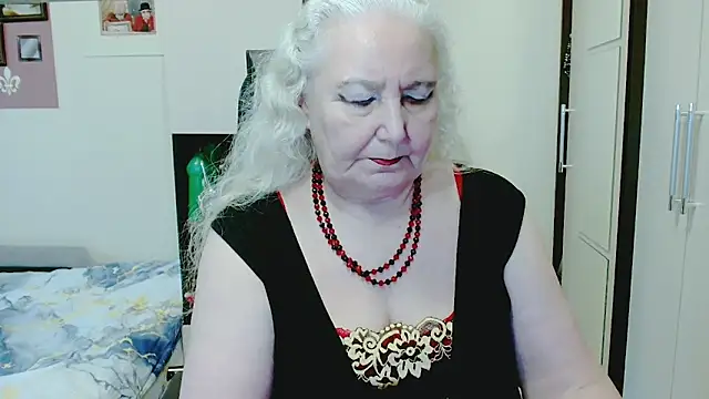 GrannyAlisa: онлайн-секс-чат