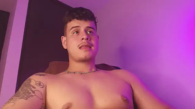 Chat +18 de BjornSteel ao vivo