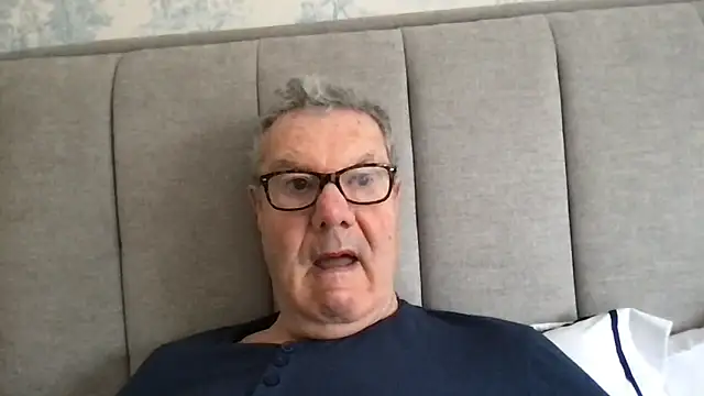 Oldpistolpete 网络视讯表演