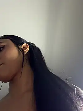 Isabella-Teen Live XXX-Chat