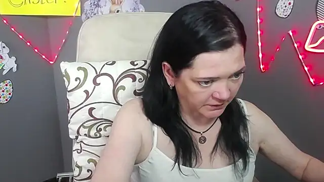 LauraFinn Live XXX-Chat