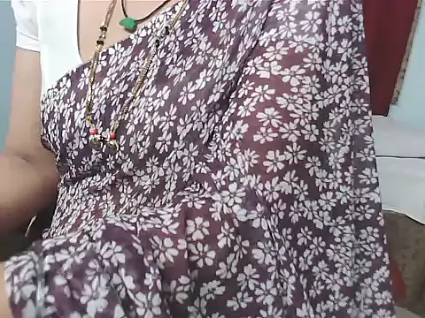 sunitha-3 Chat XXX in diretta