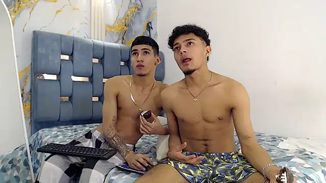 DIAMOND_BLACKS' Webcam Show