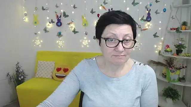 EmilyL0ve 现场XXX聊天