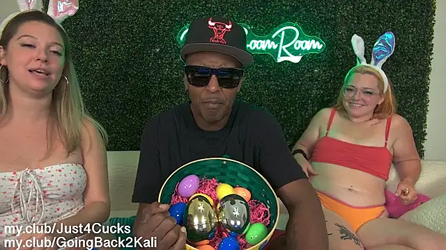 boomboomr00m's Live XXX Chat