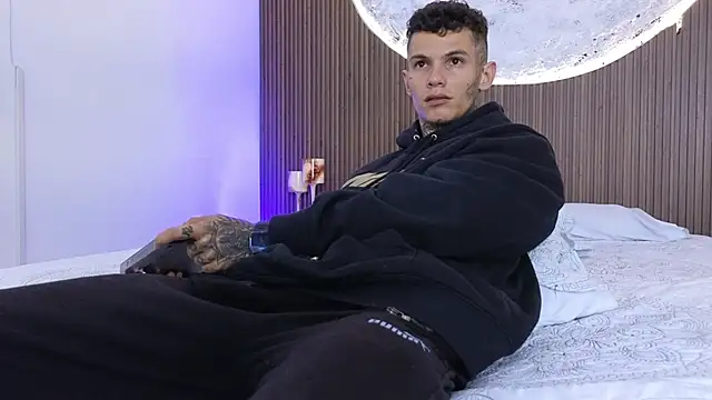 Paulo_527 webcam show