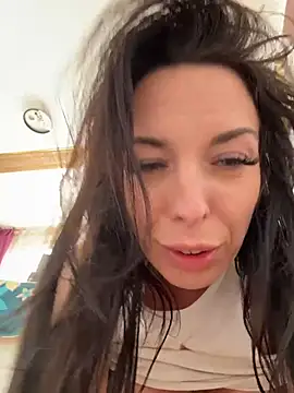 Almmaxxxx Webcamshow