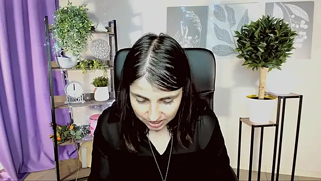 MartaEdams live XXX chat