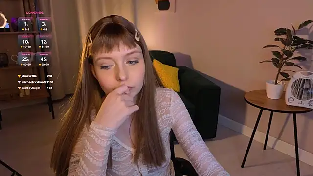 romance_with_dina's Live XXX Chat