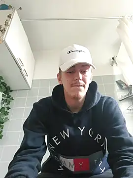 Toyjungee Live XXX-Chat