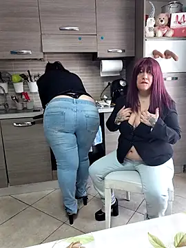 SinfulMarkedQueensのライブXXXチャット