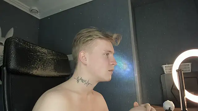 AlexxSweet 即時 XXX 聊天