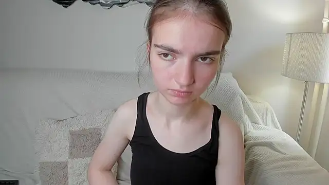 Chat XXX ao vivo de Yala_11