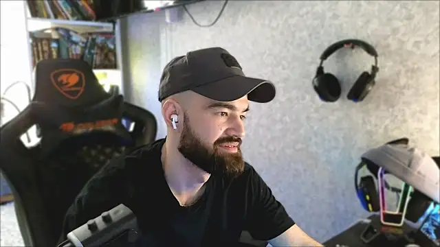 _Mostly_ Adlı Modelin Canlı XXX Sohbeti