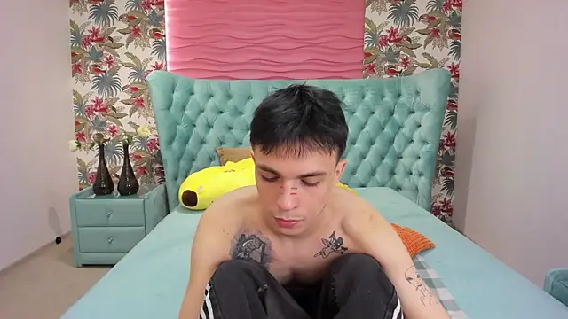 ClarkBev 网络视讯表演