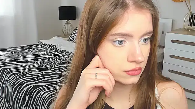 Erica_Kiss Live XXX-Chat