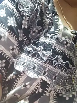 tamilthanushri's Live XXX Chat