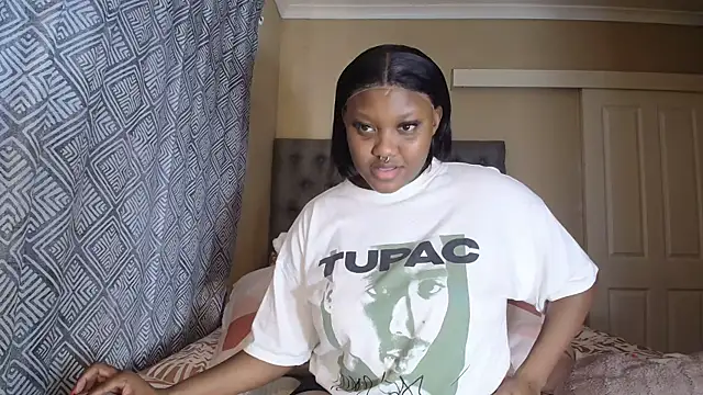 nanababe1's Live XXX Chat