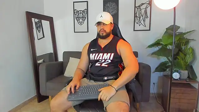 عرض كام Justin_kingX7