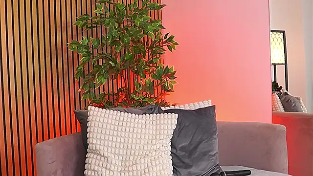 Avril_Cyrus: онлайн-секс-чат