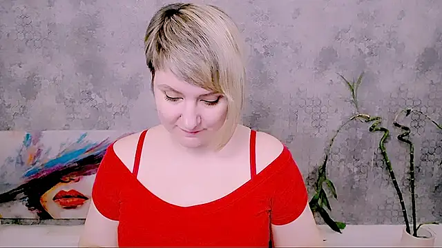 DjulliaのライブXXXチャット