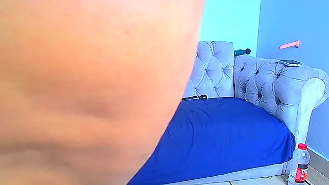 CreamyCurves' Webcam Show