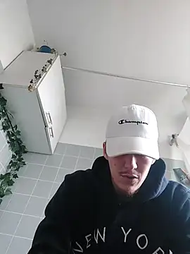 Toyjungee Pertunjukan Webcam